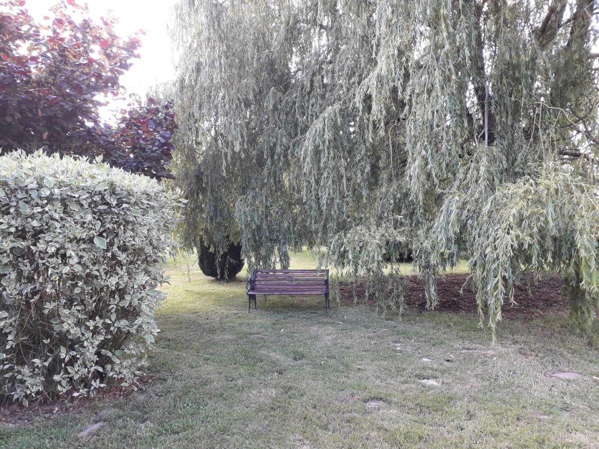 Un Petit Coin De Paradis Clairfontaine Kültér fotó